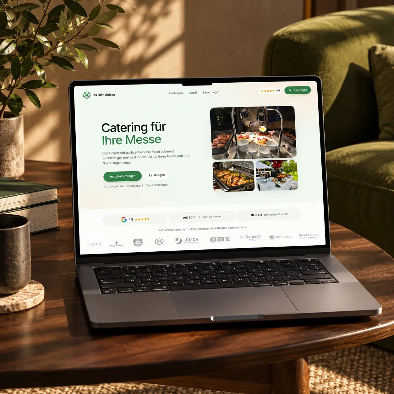 MacBook mit der Website von Iss Dich Schlau, Catering für Messen